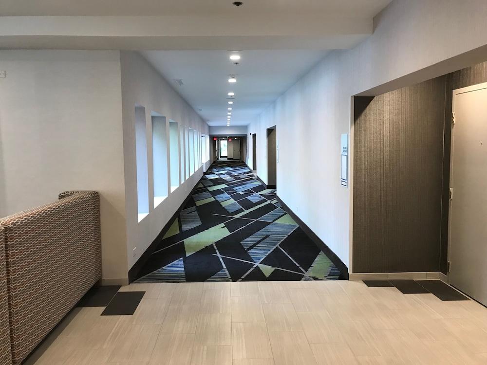 Holiday Inn Express Naperville By Ihg Exterior foto